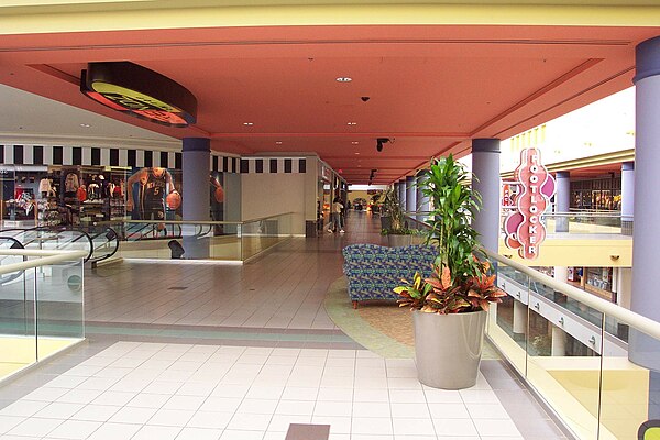 The former Trendz on Top area located on the third level.