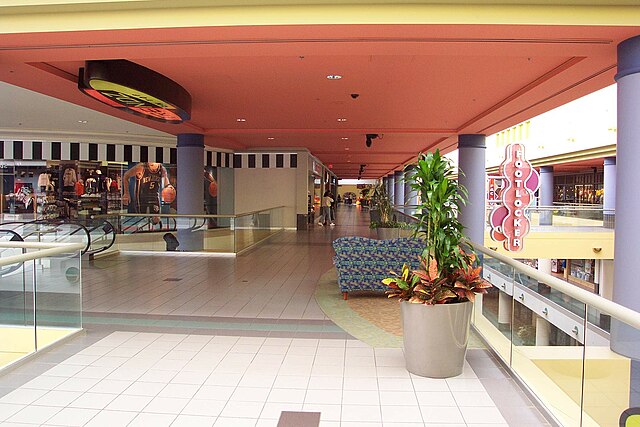 The former Trendz on Top area located on the third level.