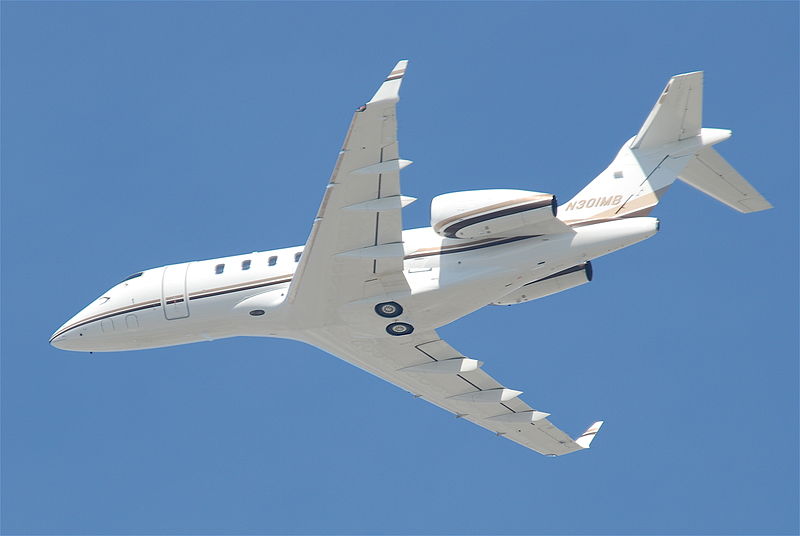 File:Untitled Bombardier BD-100 1A10 Challenger 300; N301MB@LAX;10.10.2011 (6482281217).jpg