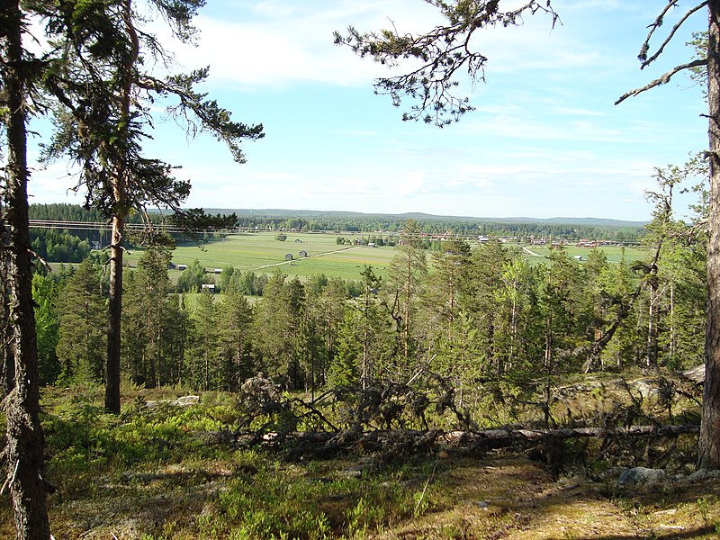 File:Utsikt från Klabbölebänken.jpg