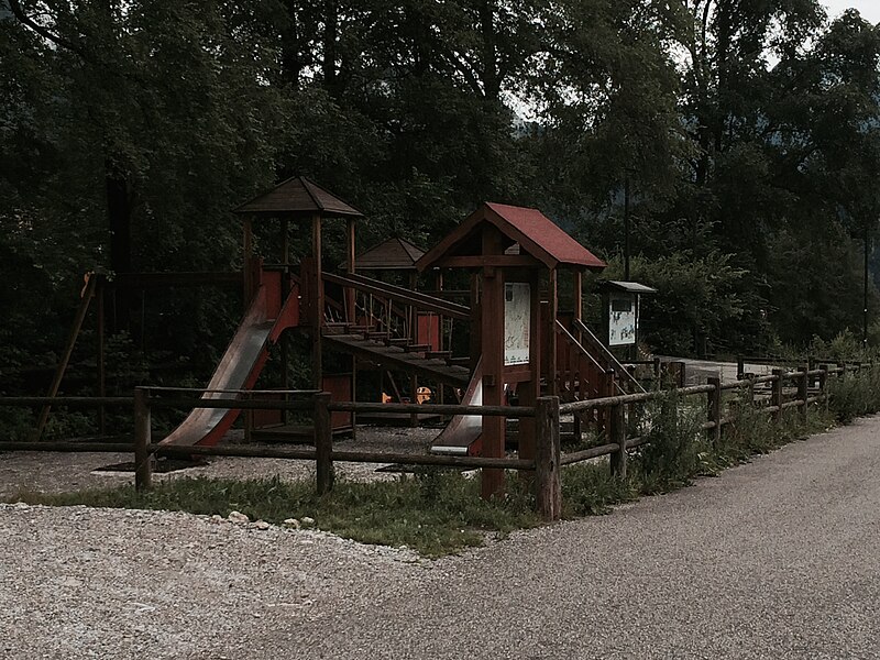 File:Valsassina luglio 2014 06.jpg