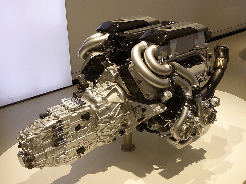 File:W16 Engine Bugatti Chiron-P1010491.jpg