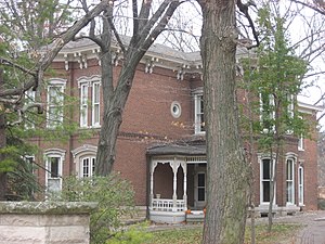 Waldron–Beck House and Carriage House