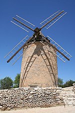Windmill at Saint-Saturnin-les-Apt.jpg
