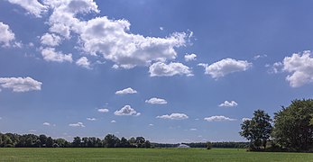 Wolken (long exposure photography) 07-08-2022. (d.j.b) 02.jpg