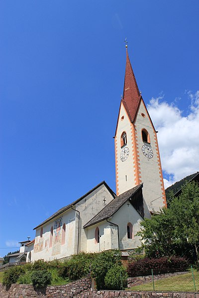 File:Zwickenberg - Pfarrkirche1.JPG