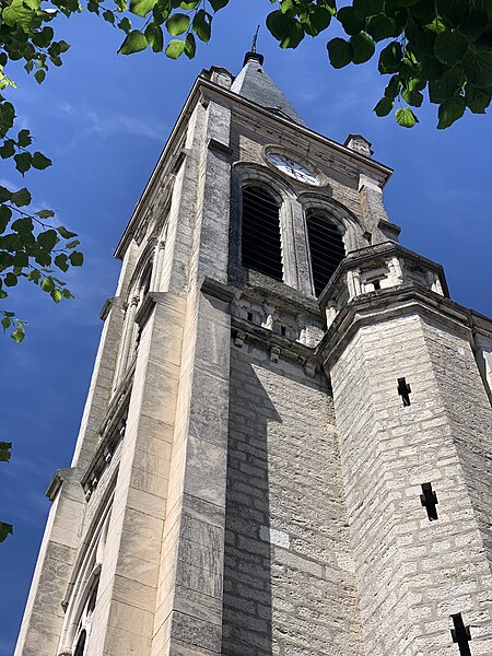 File:Église St Symphorien Ambérieu Bugey 2.jpg