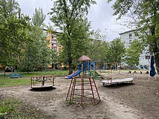 Детская площадка в сквере
