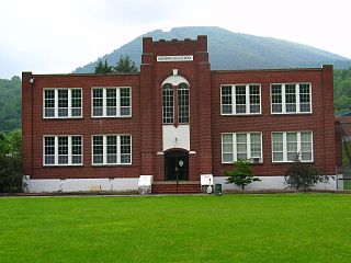 <span class="mw-page-title-main">Narrows High School</span> Public high school in Narrows, VA, United States