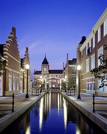 File:009 9861 Molengracht Exterior Nightshot Canal ppt.jpg