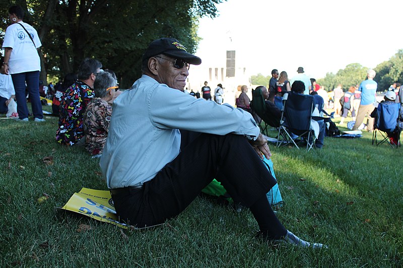 File:101.Rally.RealizeTheDream.MOW50.WDC.23August2013 (9726428671).jpg