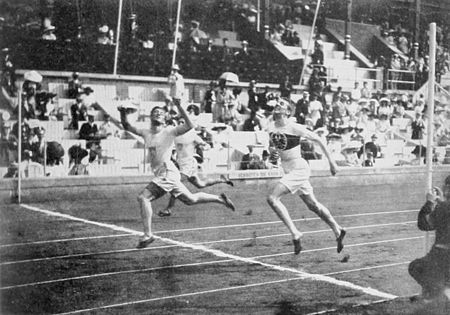 1912 Athletics men's 400 metre final2.JPG