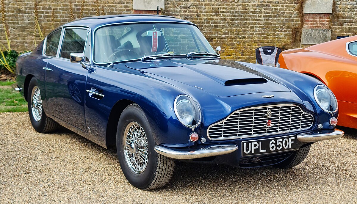 Aston Martin DB6 - Wikipedia