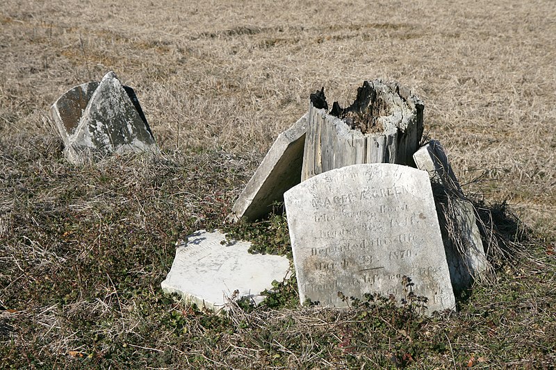 File:2011-01-30 Forgotten graves in Durham.jpg