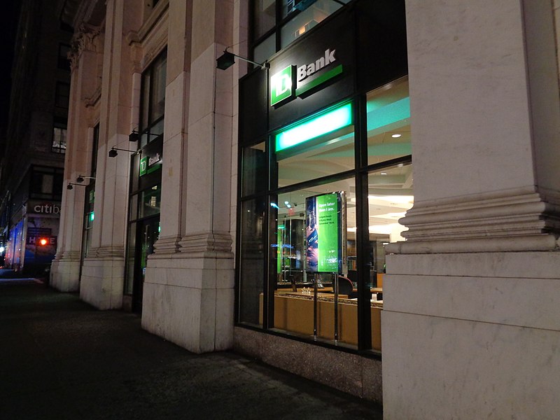 File:37th St 5th Av 01 - Tiffany TD Bank.jpg