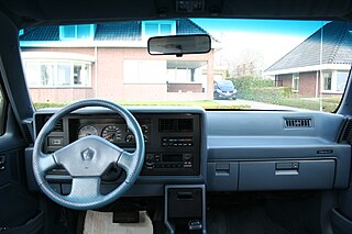 File 88 Dodge Lancer Le Interior Jpg Wikimedia Commons