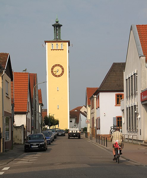 File:Altrip-Wasserturm-02-gje.jpg