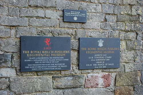 Amgueddfa'r Ffiwsilwyr Brenhinol Cymreig - Royal Welch Fusiliers Museum - geograph.org.uk - 1020772.jpg