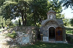 Pyhän Paavalin (Ágios Pávlos) kirkko Apollonían kylässä.