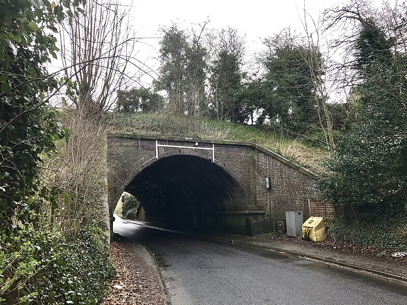 File:Aqueduct over Nantwich Road, Middlewich - geograph.org.uk - 5319454.jpg