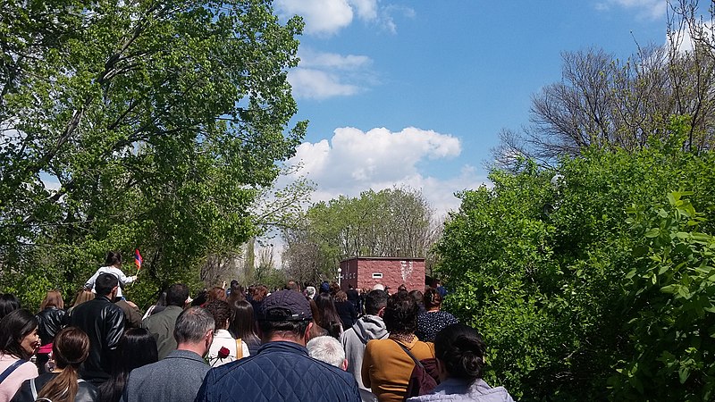 File:Armenian Genocide Memorial, Yerevan 08.jpg