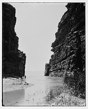 Around the Dead Sea (Bahr Lut). River Arnon, looking west, toward its mouth LOC matpc.07369.jpg