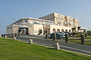 <span class="mw-page-title-main">Atlantic Hotel, Newquay</span> Building in Newquay , Newquay