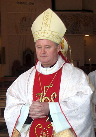 <span class="mw-page-title-main">Aurel Percă</span> Romanian prelate of the Catholic Church (born 1951)