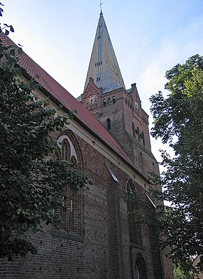 Bad Sülze Kirche.jpg