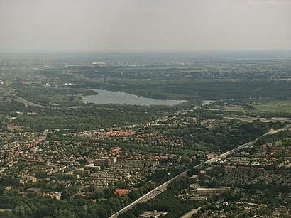 Hoe gaan naar Badhoevedorp met het openbaar vervoer - Over de plek