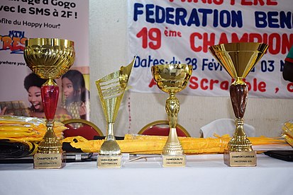Several awards for a Scrabble tournament in Benin Benin, Championnats nationaux de scrabble 2019, trophees.jpg