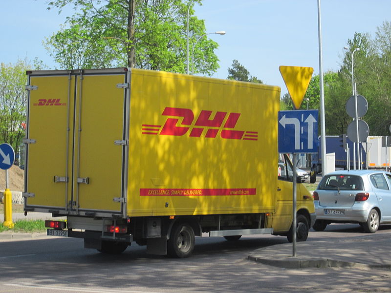 File:Białystok postal service (vehicles DHL).jpg