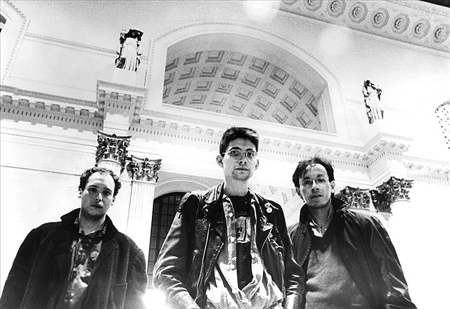 Big Black at Chicago's Union Station in 1986; left to right: Riley, Albini, and Durango