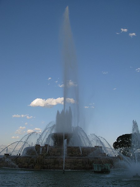 File:Buckingham Fountain (7186088135).jpg