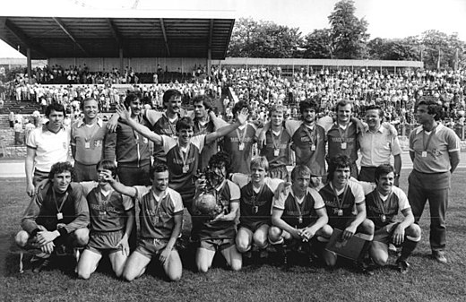 1. FC Magdeburg na het winnen van de FDGB-Pokal in 1983