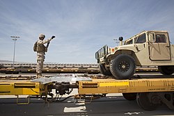 CLB-7 Marines Zug bei MCLB Barstow 160607-M-ZT482-917.jpg