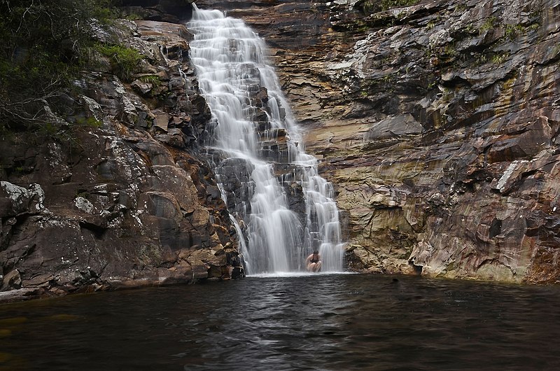 File:Cachoeira dos Funis.jpg