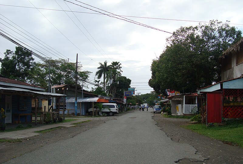 File:Cahuita Costa Rica.jpg