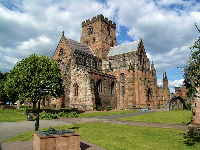 Image: Carlisle Cathedral   geograph.org.uk   2518712