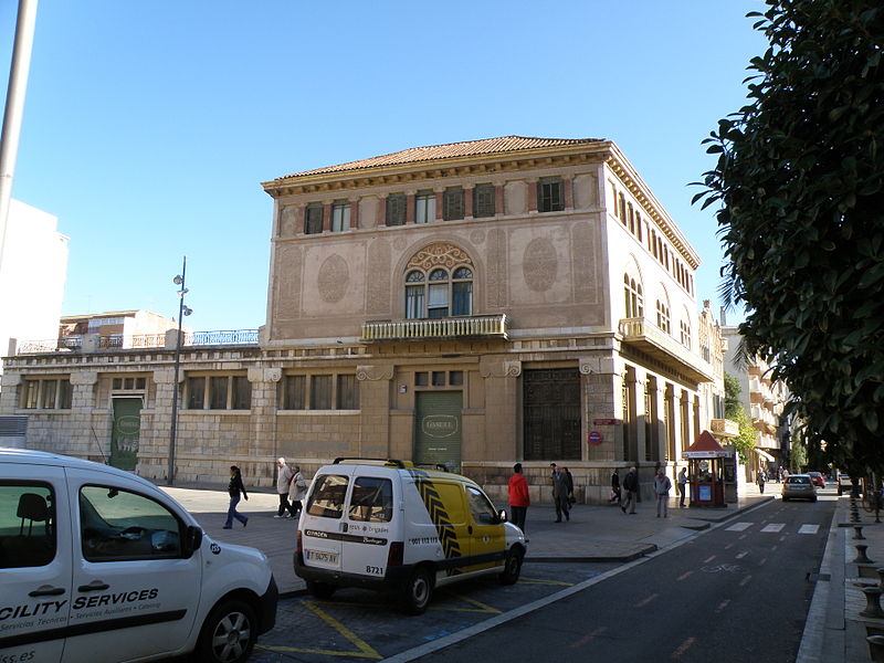 File:Casa Gasull - Reus 2.JPG