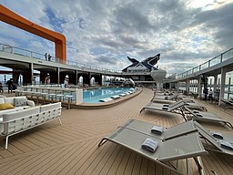 Celebrity Apex, rooftop outdoor pool