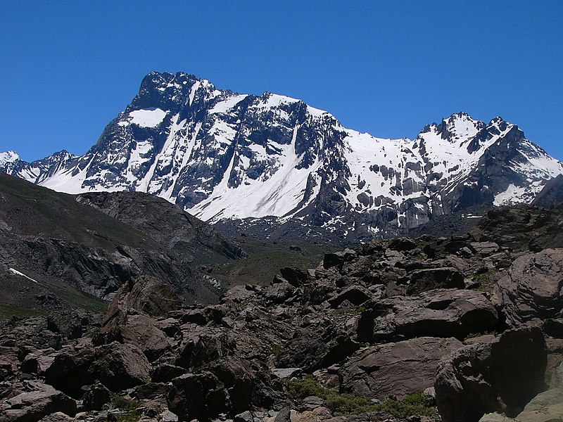 File:Cerro Arenas.jpg