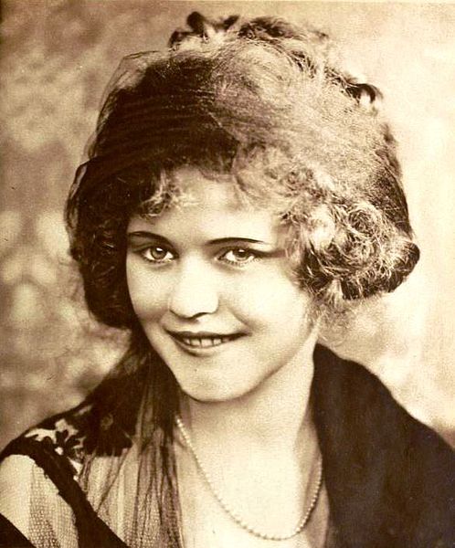File:Charlotte Merriam - Feb 1920 Motion Picture Magazine.jpg
