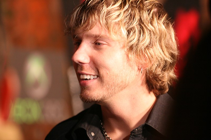 File:Cliff Bleszinski.jpg