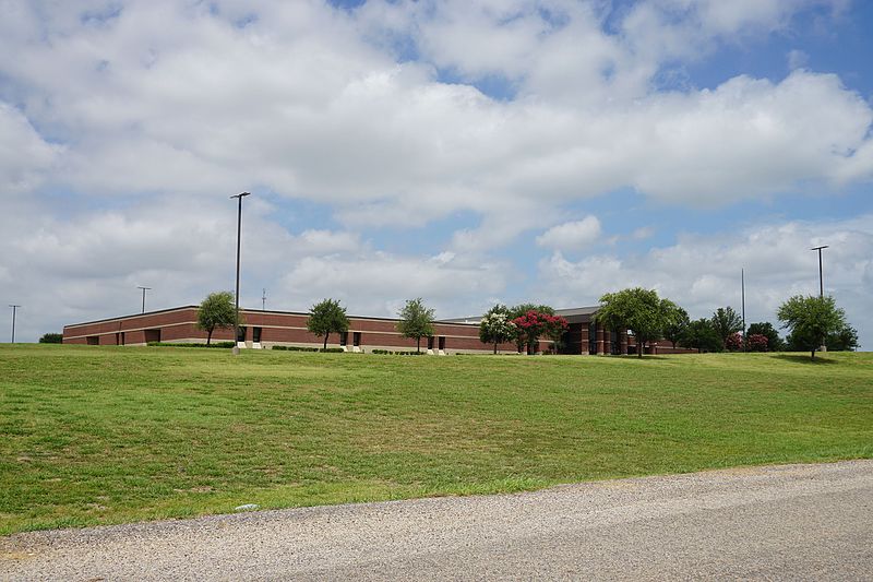 File:Commerce ISD July 2016 03 (Commerce High School).jpg