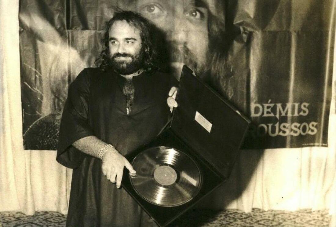 Demis Roussos