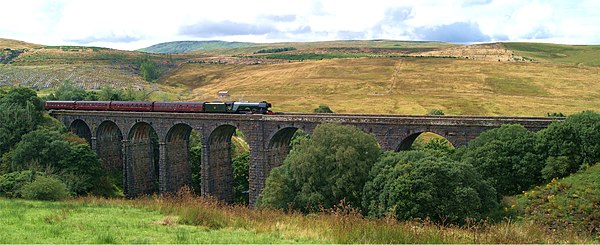 The Flying Scotsman crosses Dent Head Viaduct, August 2021