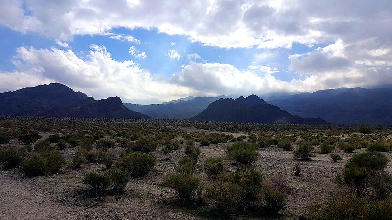 File:Desert View Indian Wells.jpg