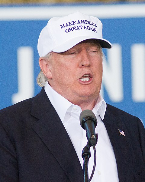 File:Donald Trump August 2016 (cropped).jpg