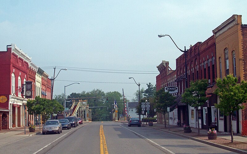 File:Downtown Middleport, NY.jpg